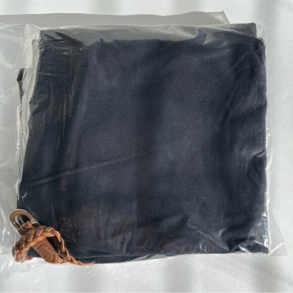 Zara, Women's Chino Pants with Braided Belt - Navy Blue. Size: 2(US). NWT (1631) - Picture 3 of 9